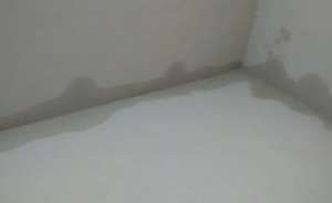 屋頂漏水的原因是？