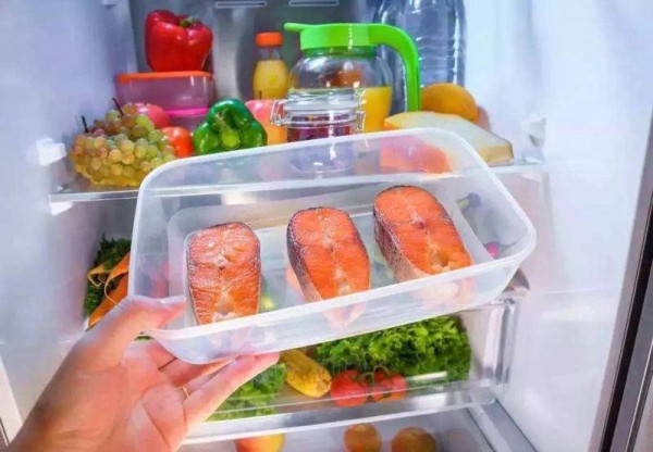 廚房四開(kāi)門(mén)冰柜維護(hù)保養(yǎng)介紹