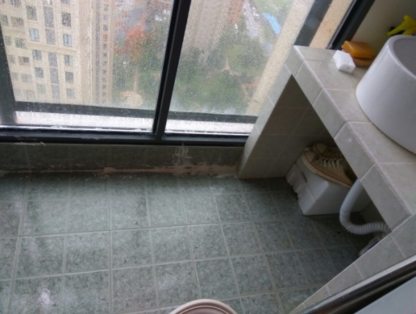 還在為陽臺漏水煩惱？這些解決陽臺漏水的方法要了解！