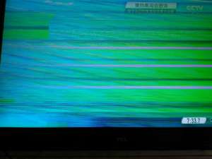 電視屏幕出現(xiàn)橫條紋是什么原因？解決方法有哪些？
