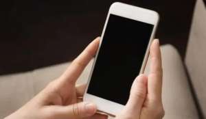 手機(jī)“傷病”賬單大揭秘：維修成本背后的門(mén)道